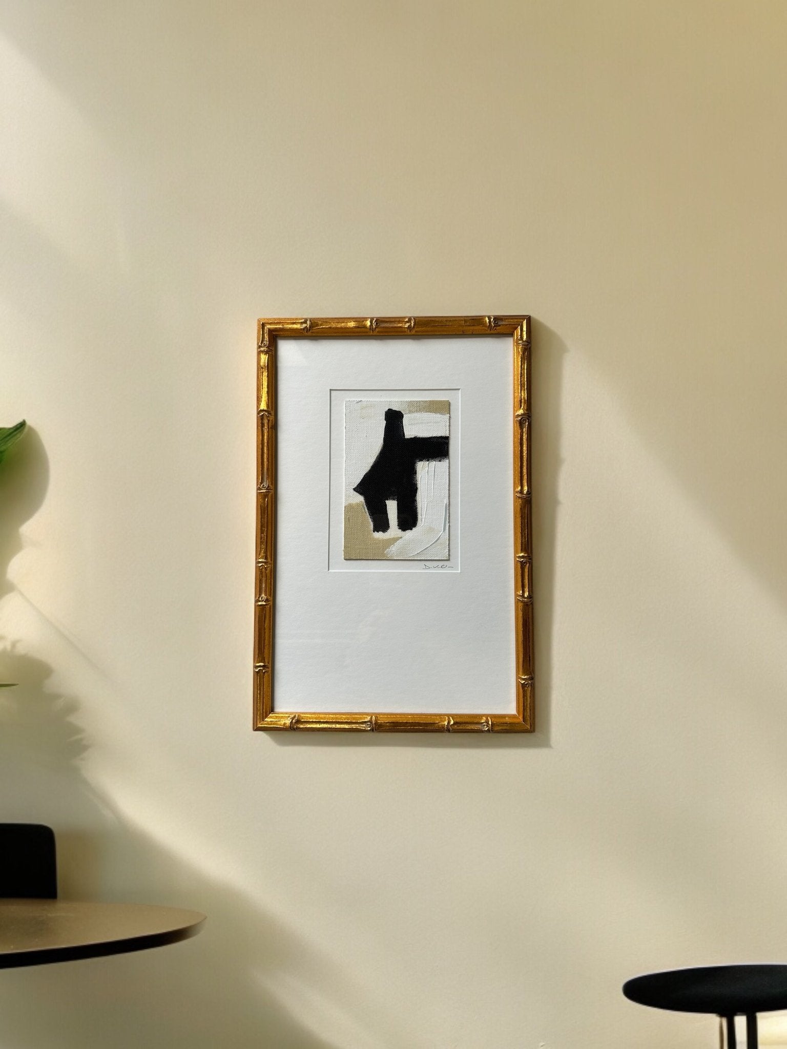 Ebony Shadows - DVO - 1093 - The Artful